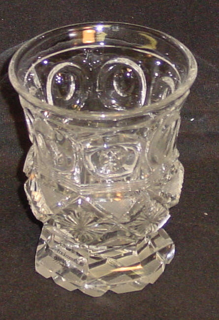999332 Crystal Glass With Heavy Cutting, Cut Foot, 6 Circles In Squares Around Top