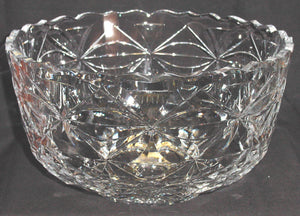 999521 Crystal Bowl W/Oval & Straight Cuts In Diamond Cuts, & Star, Bohemian Glassware, Antique, - ReeceFurniture.com - Free Local Pick Ups: Frankenmuth, MI, Indianapolis, IN, Chicago Ridge, IL, and Detroit, MI