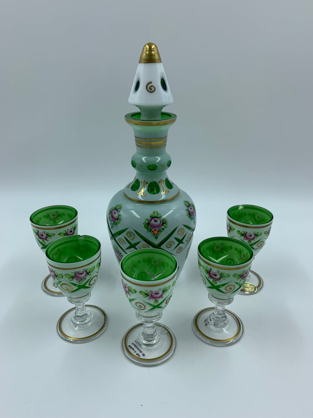 455054 Green Overlay Decantur With Stopper With "X" Cuts To Form 6 Squares - ReeceFurniture.com
