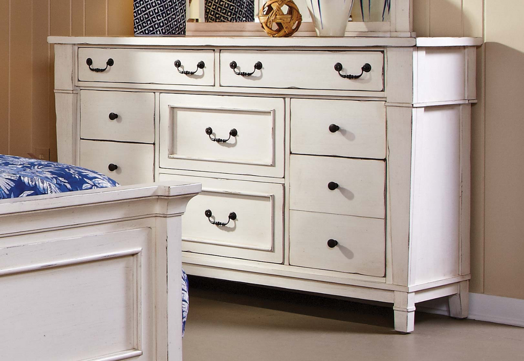 683 Stoney Creek White Bedroom - ReeceFurniture.com
