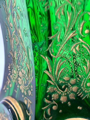 910041 Green W/6 Cut Flat Sides, And Fancye & Flowers Engraved Fill - ReeceFurniture.com
