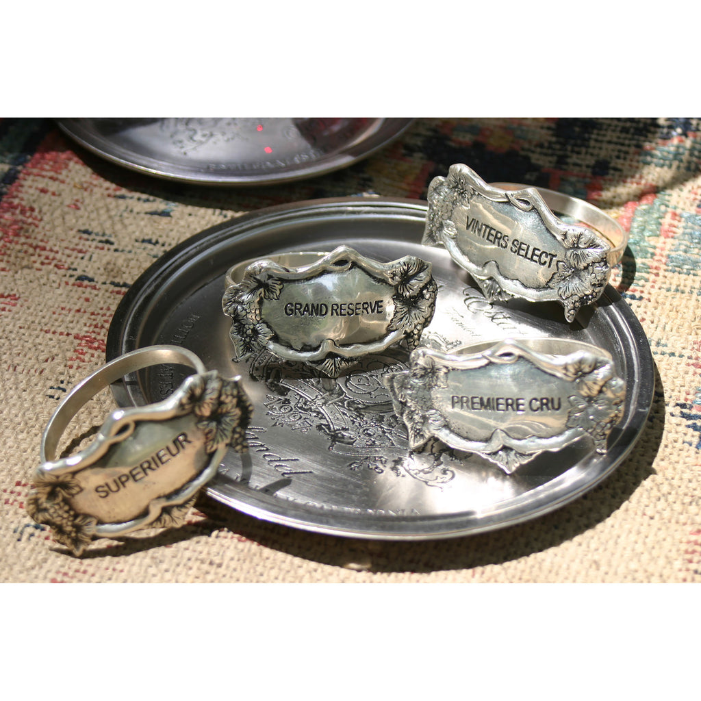 NAP011 - Vineyard Grade Napkin Rings in Antique Silver (Set of 4) - ReeceFurniture.com